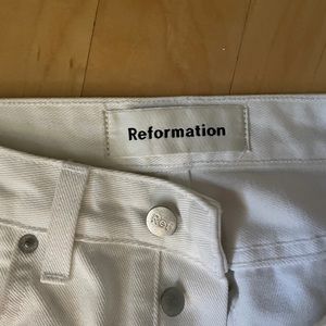 NWT Reformation High Relaxed Jean crop white 23